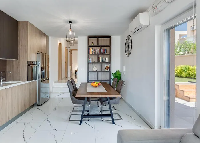 Апартаменты Summer Dream Свети-Филип-и-Яков